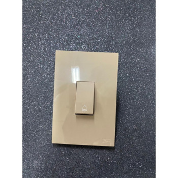 Conjunto Pulsador de Campainha Vertical 4x2 - RECTA FENDI GLOSS Conjunto Pulsador de Campainha Vertical 4x2 - RECTA FENDI GLOSS